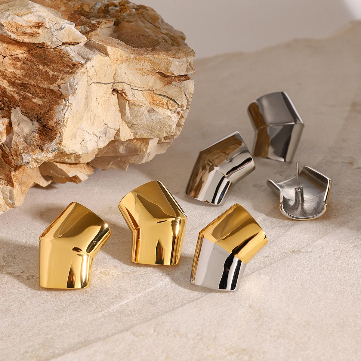 Twisted Ribbed Earrings Stud Earrings