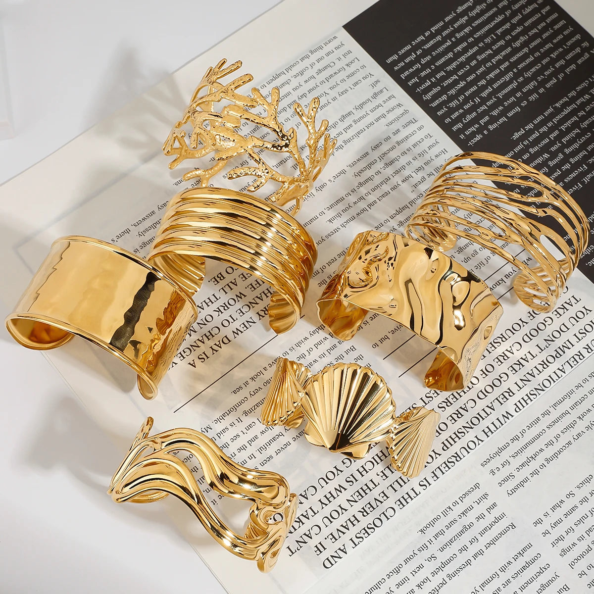 18k Gold Plated Stainless Steel Irregular Line Wide Bracelets
