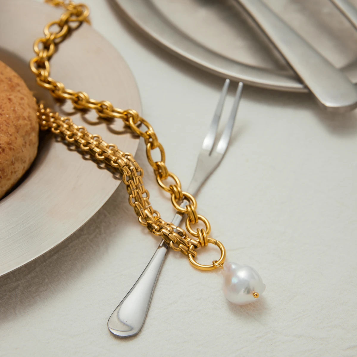 Freshwater Pearl Pendant 18K Gold Plated Necklace Stainless Steel