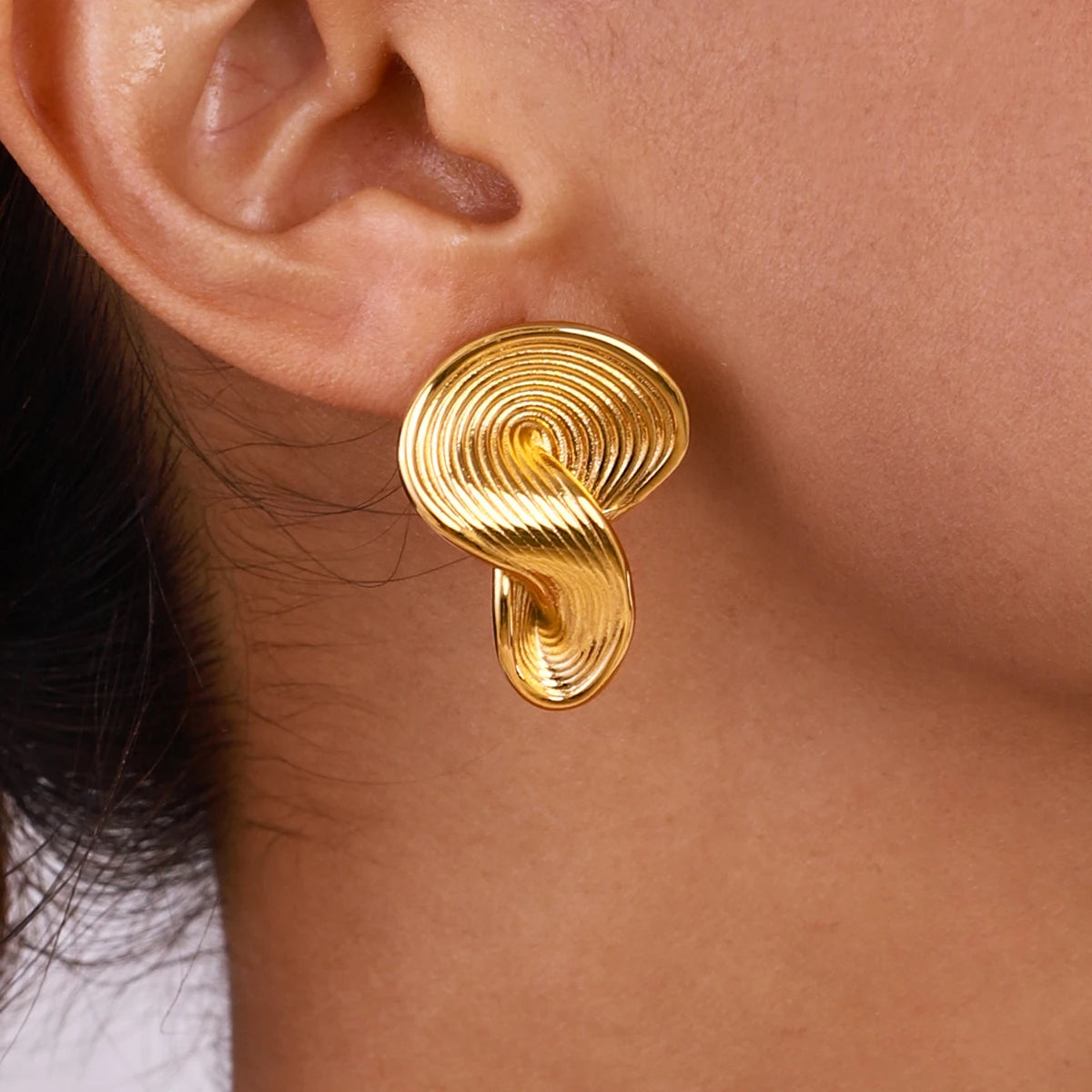 Twisted Ribbed Earrings Stud Earrings