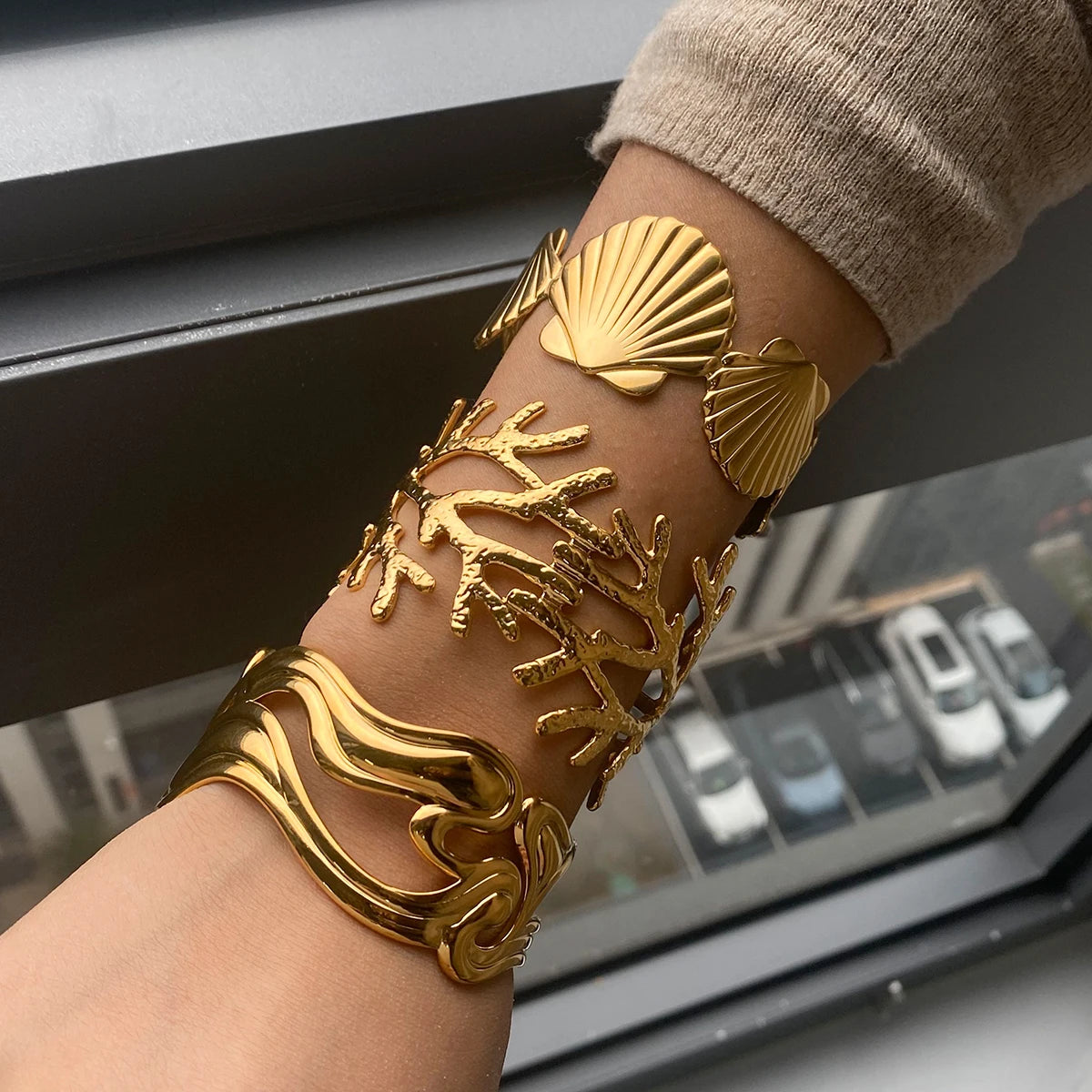 18k Gold Plated Stainless Steel Irregular Line Wide Bracelets