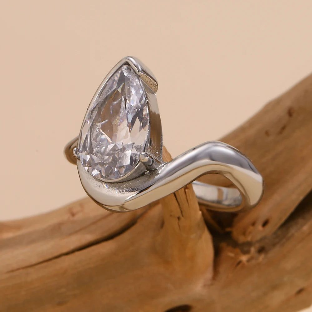Classic Minimalist Sparking Clear Zircon Rings