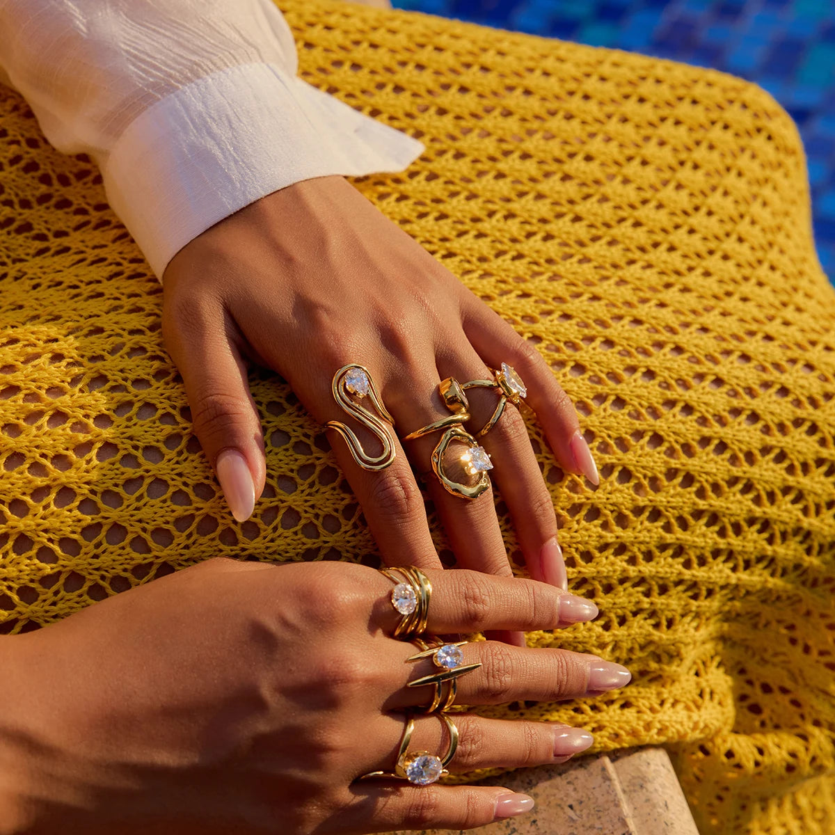 Zircon Circle Lines Gold Plated  Rings