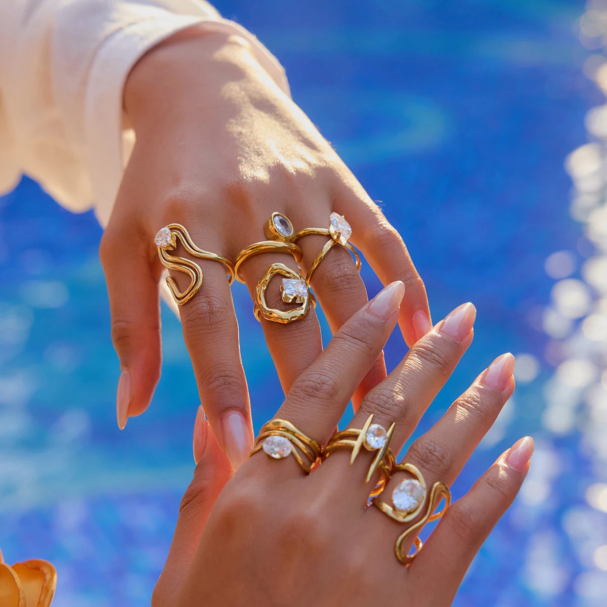 Zircon Circle Lines Gold Plated  Rings