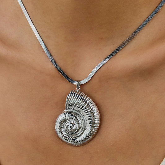 Beach Ocean Conch Pendant Necklace 18k Gold Plated Stainless Steel