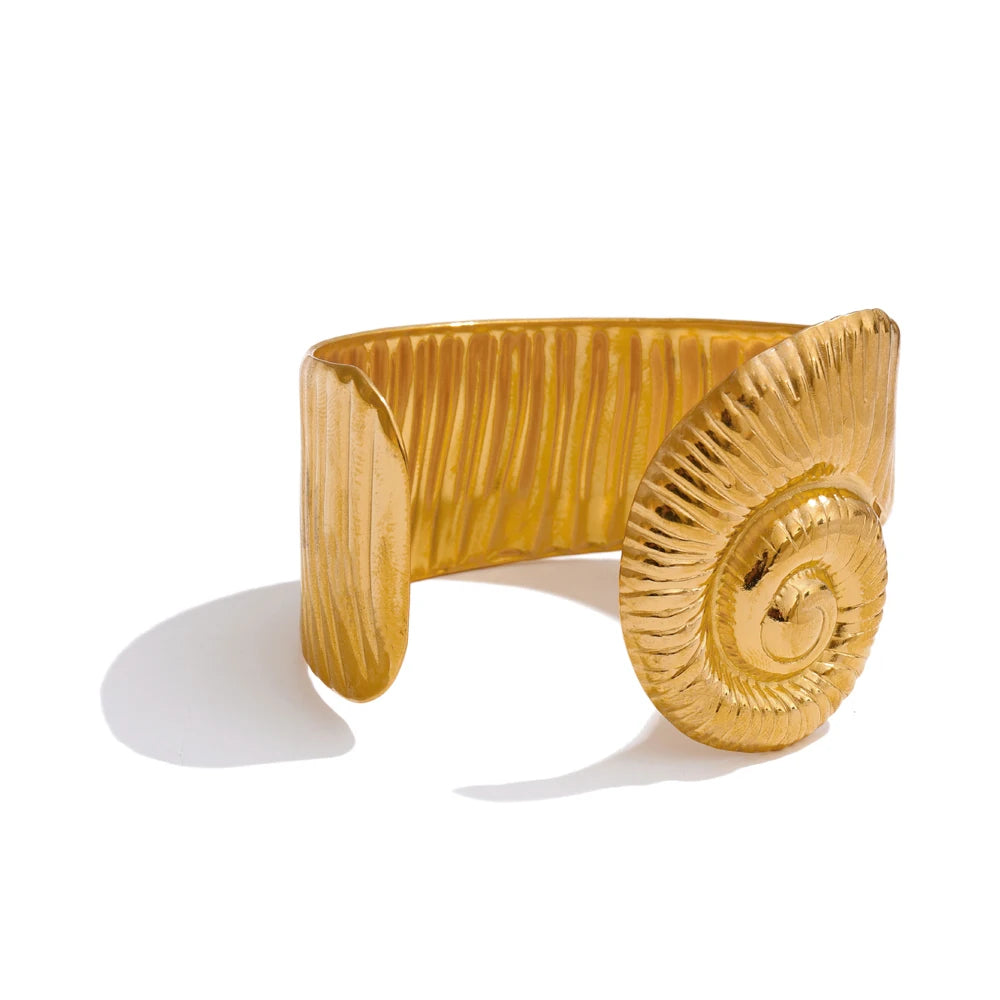 Gold waterproof open bangle with textured spiral design and ribbed band from A minha loja